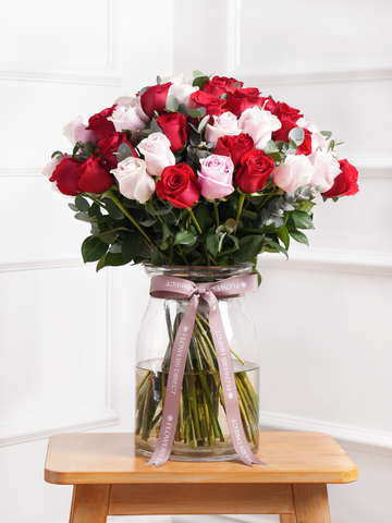 Valentine 50 Long Stem Red & Pink Rose - Vase