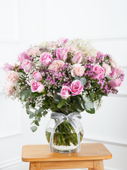 Heaven's Way in a vase – Express your love and affection with our "Heaven's Way" arrangement, featuring delicate hydrangeas, soft...