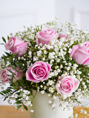 Pink Roses Hatbox – Celebrate any special occasion with our 12 Pink Roses Hatbox arrangement, expertly crafted with delicate...