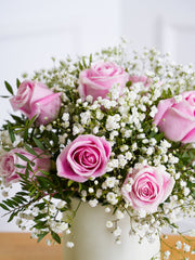 Anniversary Pink Roses - Hatbox Gift Set – Celebrate any special occasion with our 12 Pink Roses Hatbox arrangement, expertly crafted with delicate...