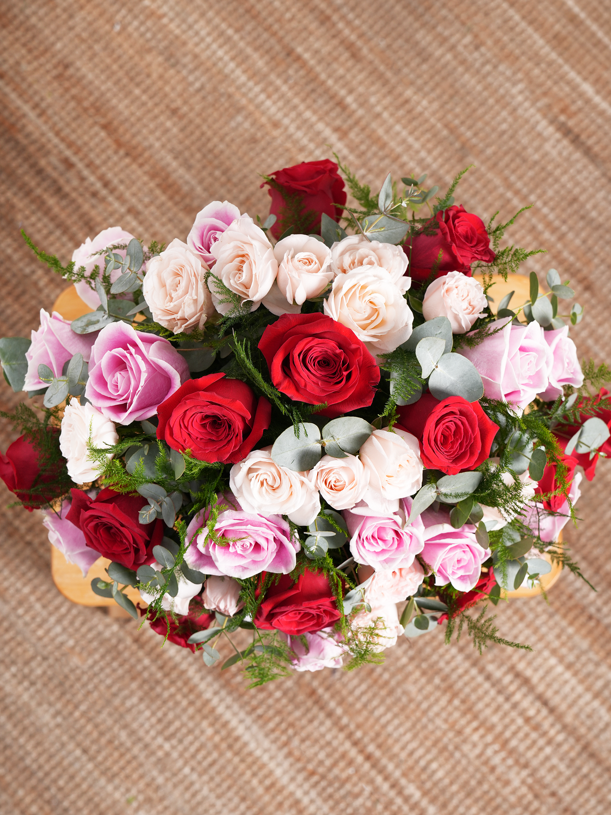 Valentine 24 Red &amp; Pink Rose - Hatbox