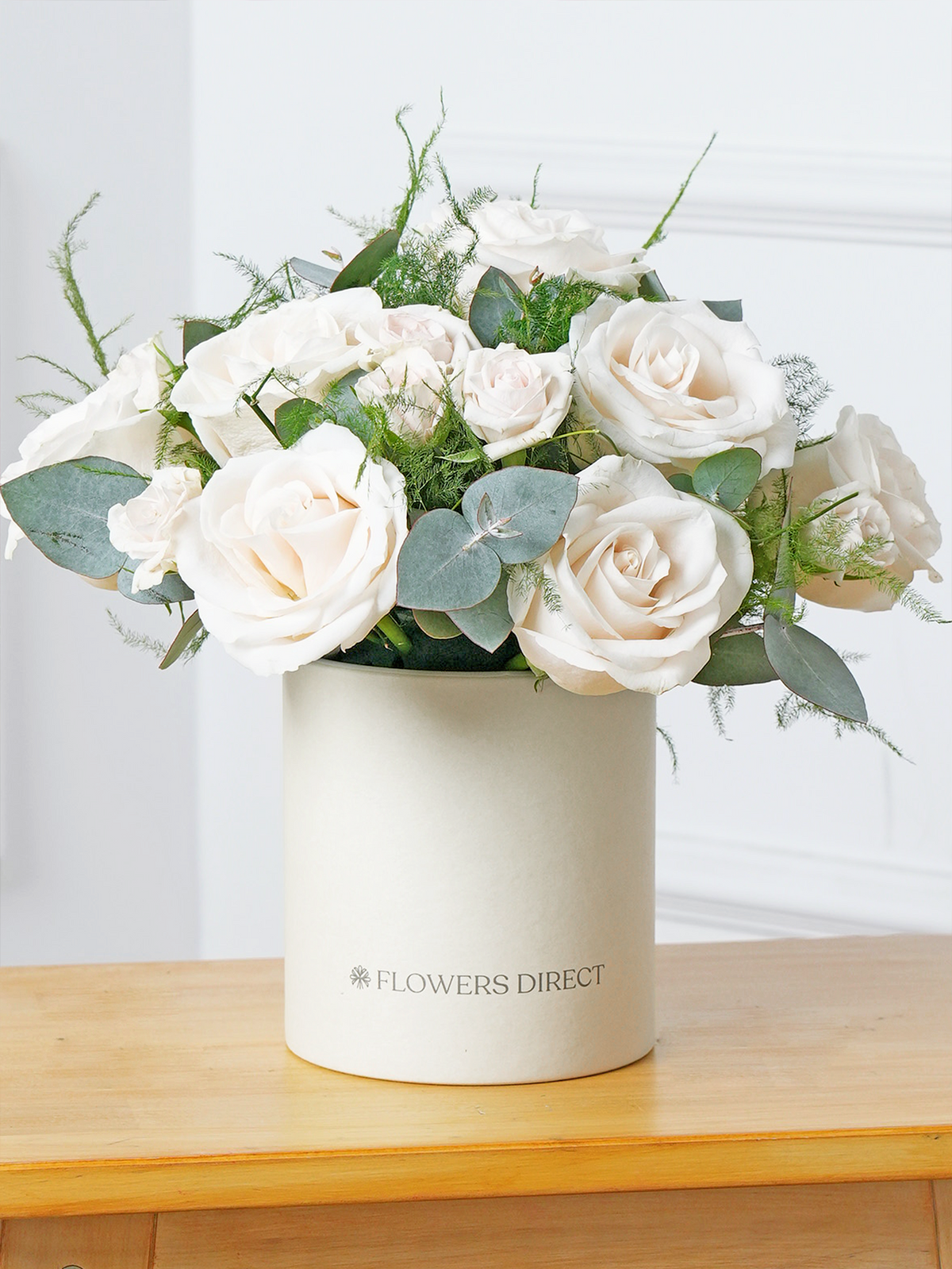 Valentine 9 White Roses - Hatbox