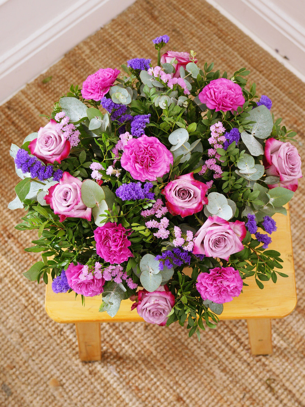 Purple Majesty - Hatbox with Free Chocolate Set