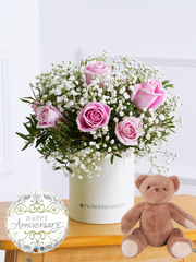 Anniversary Pink Roses - Hatbox Gift Set – Celebrate any special occasion with our 12 Pink Roses Hatbox arrangement, expertly crafted with delicate...