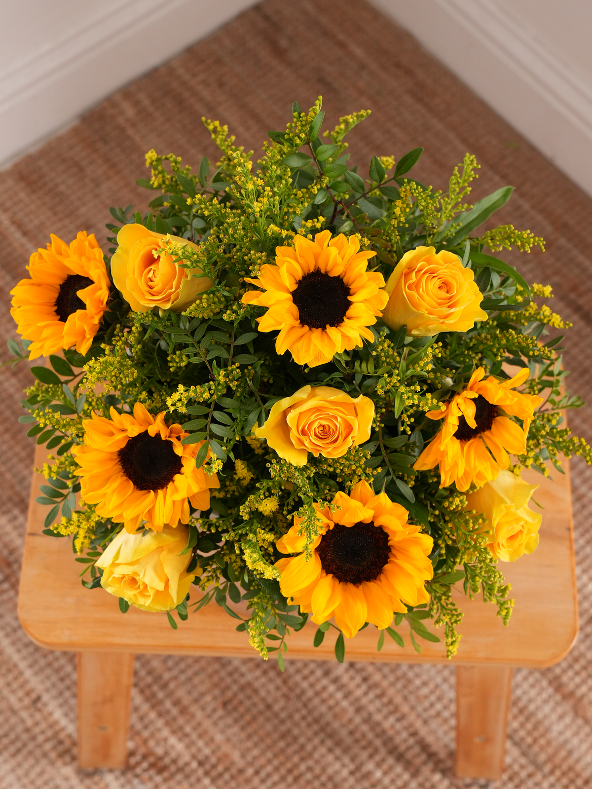 Sunny Flower - Hatbox with Free Upgrade to Next Size