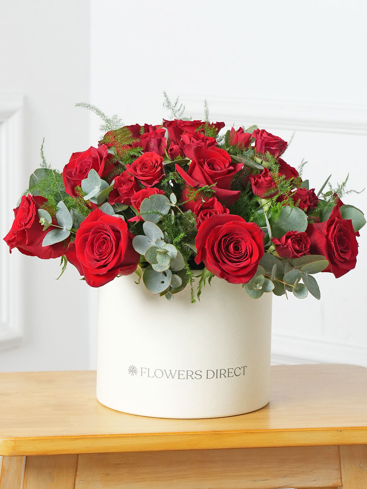 Valentine 12 Red Roses - Hatbox