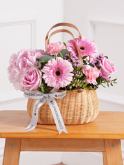 Sweetheart Basket – Express your love and affection with our Sweetheart basket arrangement, featuring delicate pink hydrangeas,...
